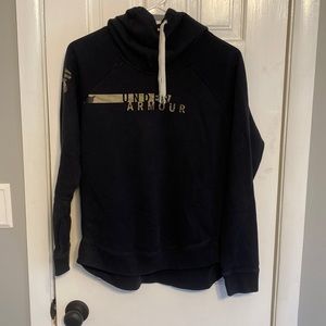 Under armour sweatshirt